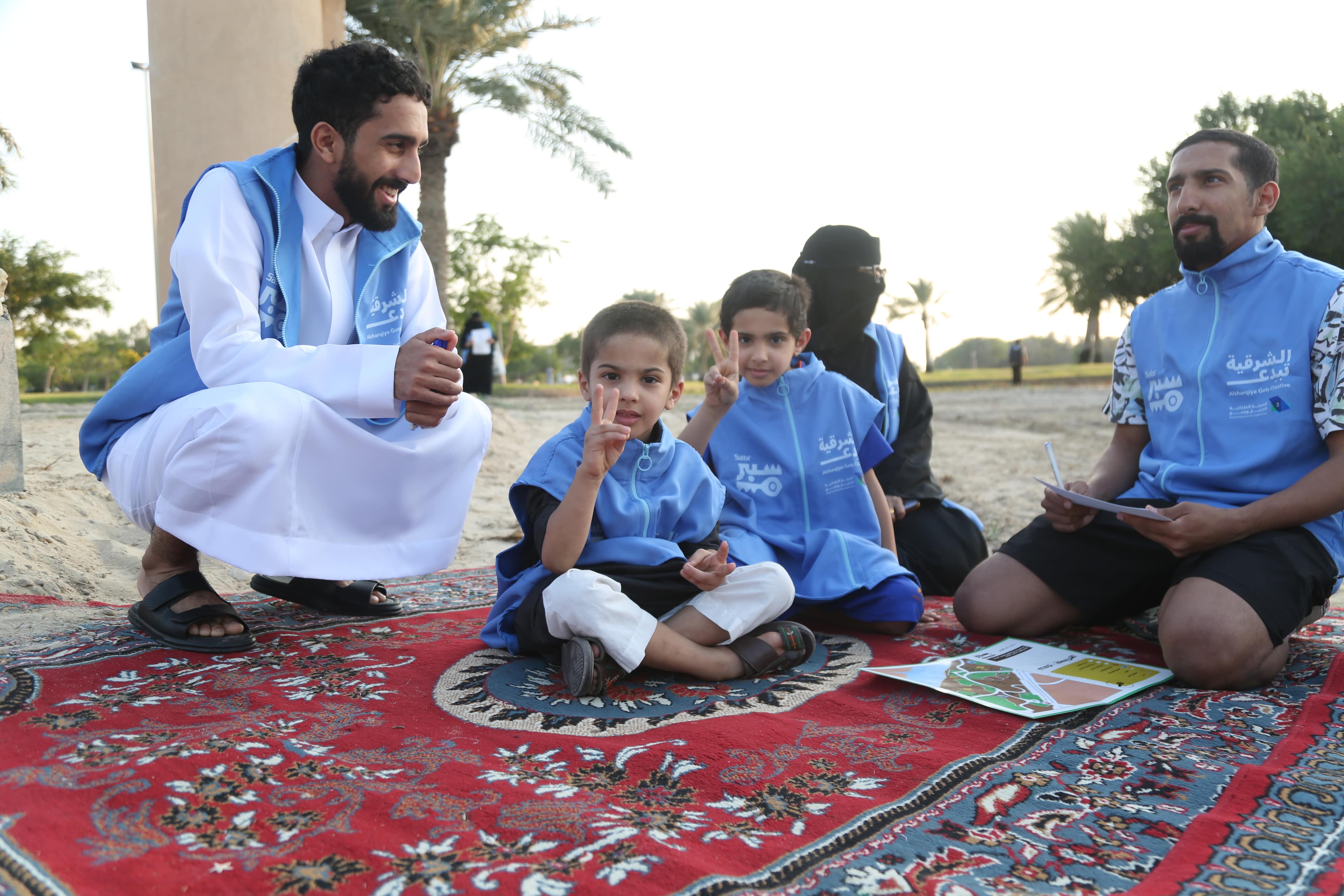 فريق سبر مع المشاركين